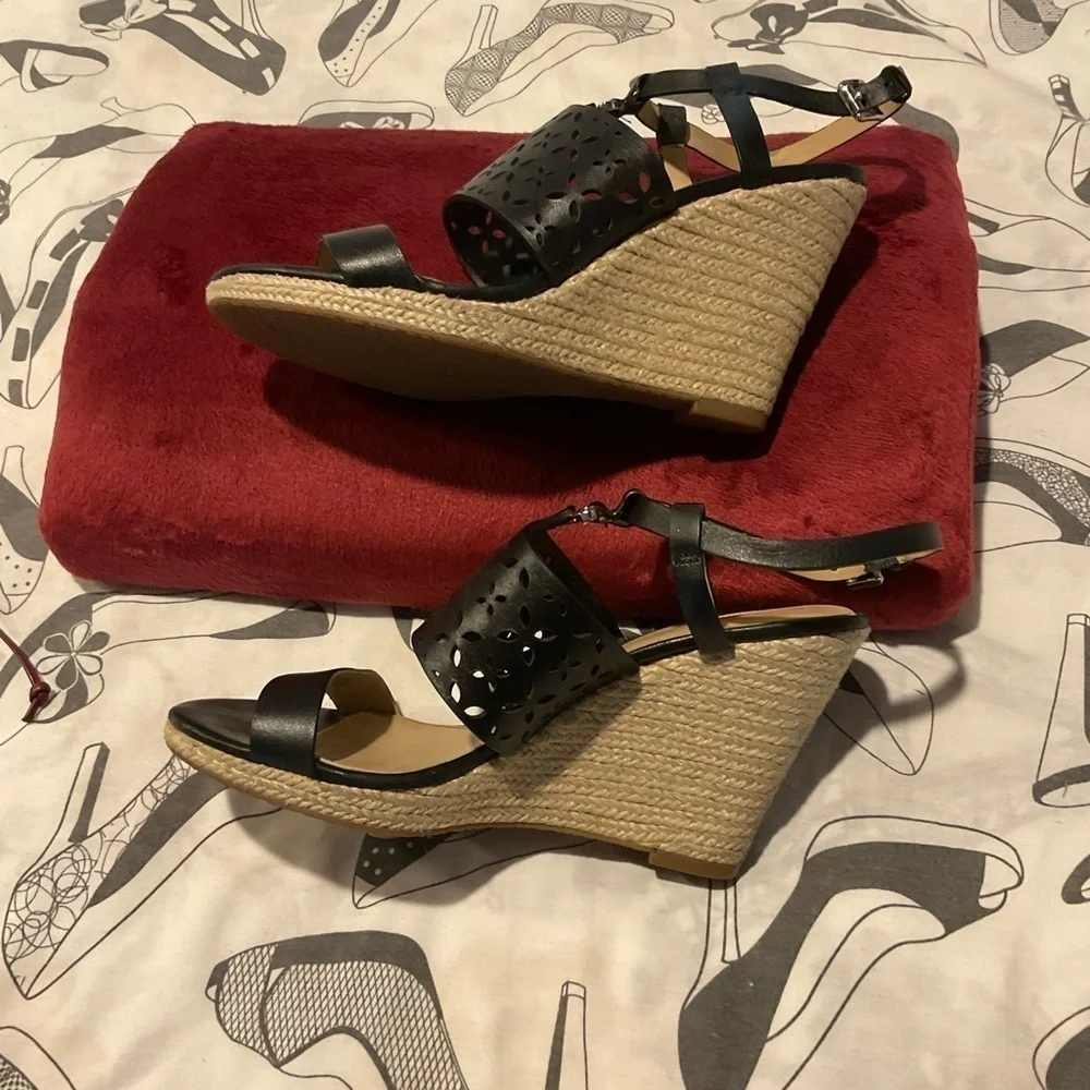 MICHAEL Michael Kors Espadrilles Size 7.5